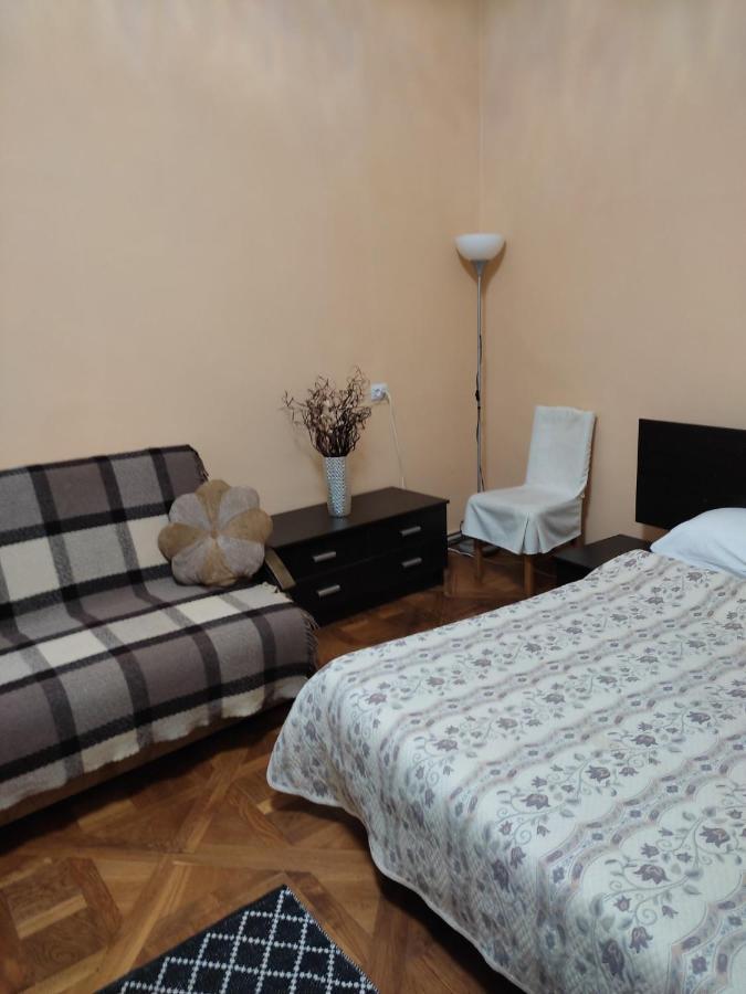 Apartment Kostuskry Str. Leopoli Esterno foto